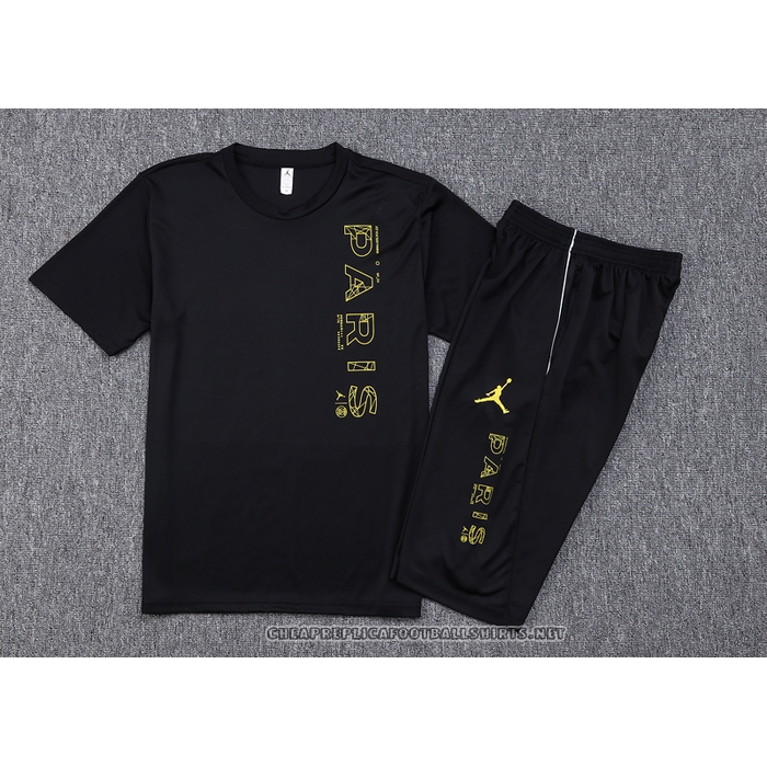 Tracksuit
 Paris Saint-Germain Jordan 2023-2024 Short Sleeve
 Black
 - Shorts
